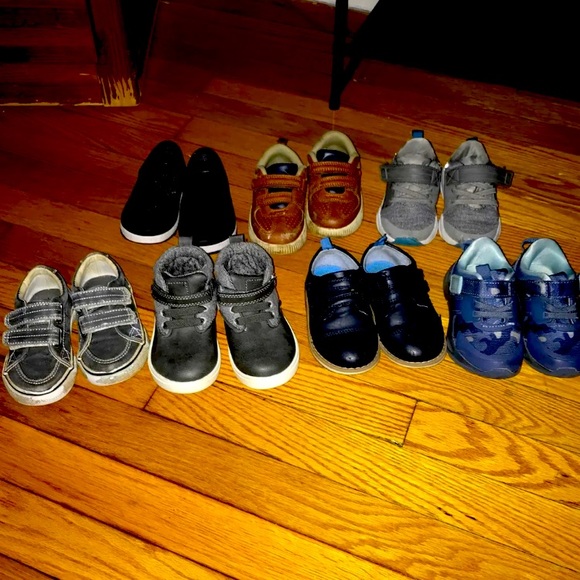 (7) total kids size 6 shoes - Picture 1 of 3